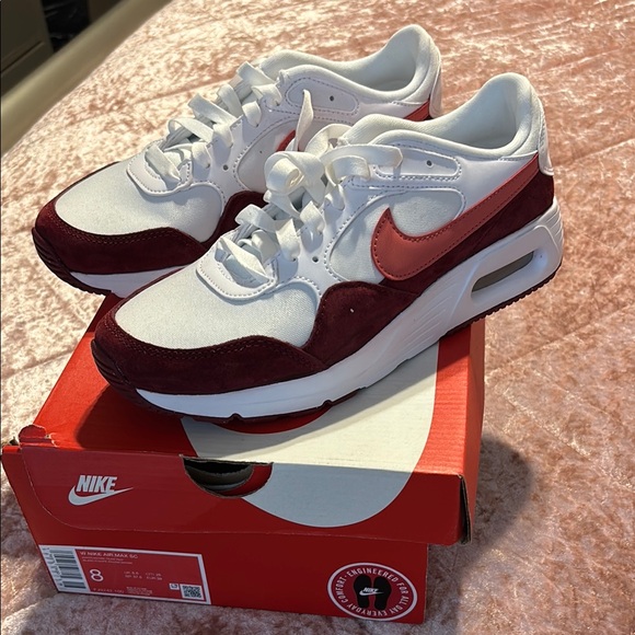 Nike Air Max White and Burgundy Sneakers - Picture 1 of 8